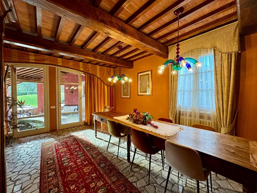 Immagine 17 di Villa in vendita  a Fucecchio