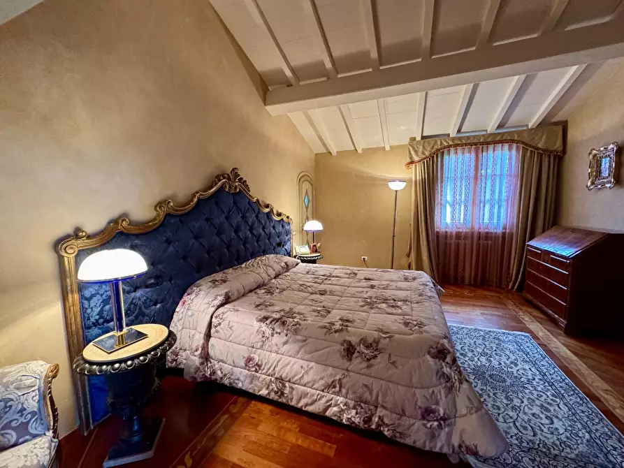 Immagine 35 di Villa in vendita  a Fucecchio