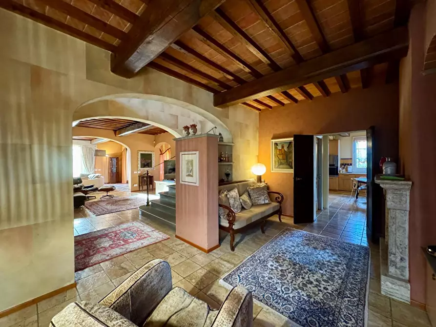 Immagine 10 di Villa in vendita  a Fucecchio