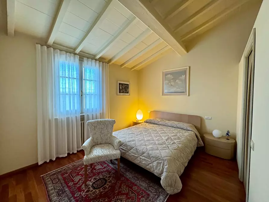 Immagine 50 di Villa in vendita  a Fucecchio