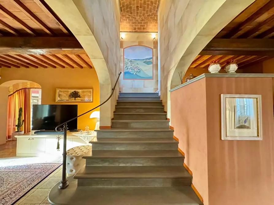 Immagine 3 di Villa in vendita  a Fucecchio