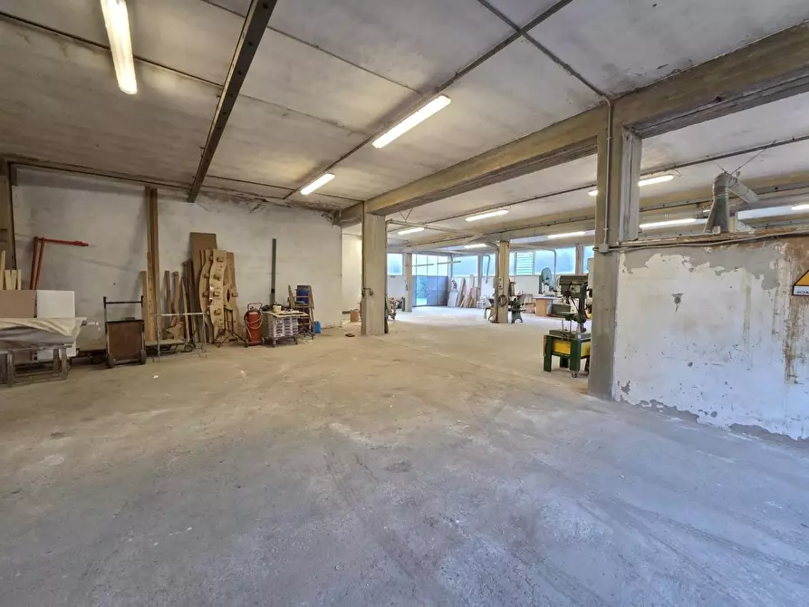 Immagine 17 di Attività artigianale in vendita  a Casciana Terme Lari