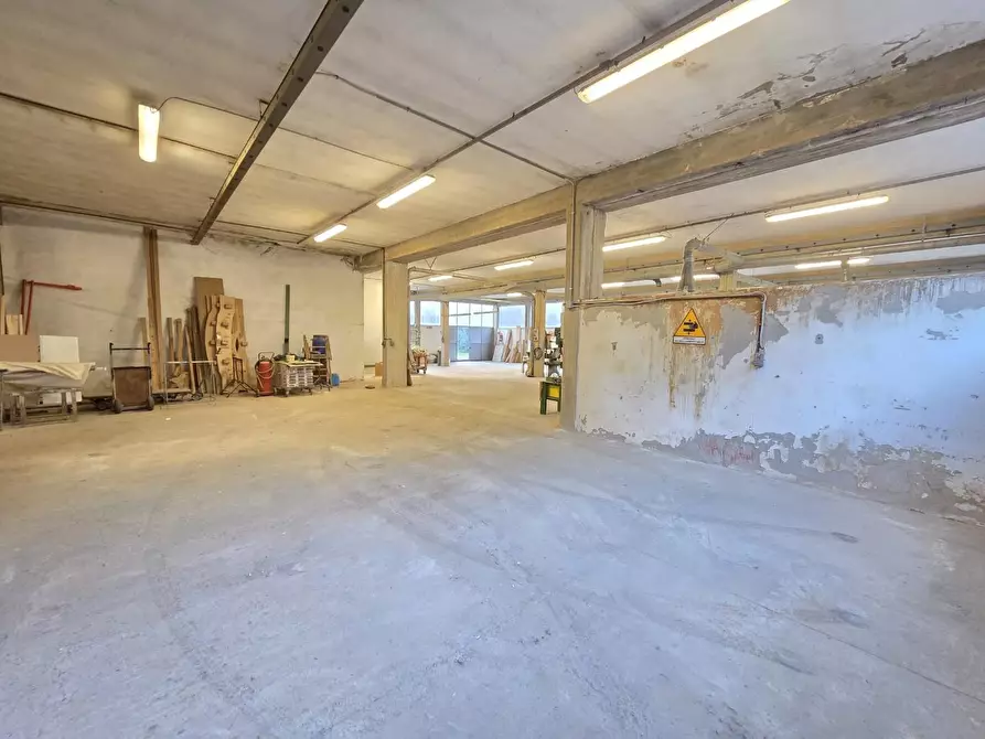 Immagine 13 di Attività artigianale in vendita  a Casciana Terme Lari