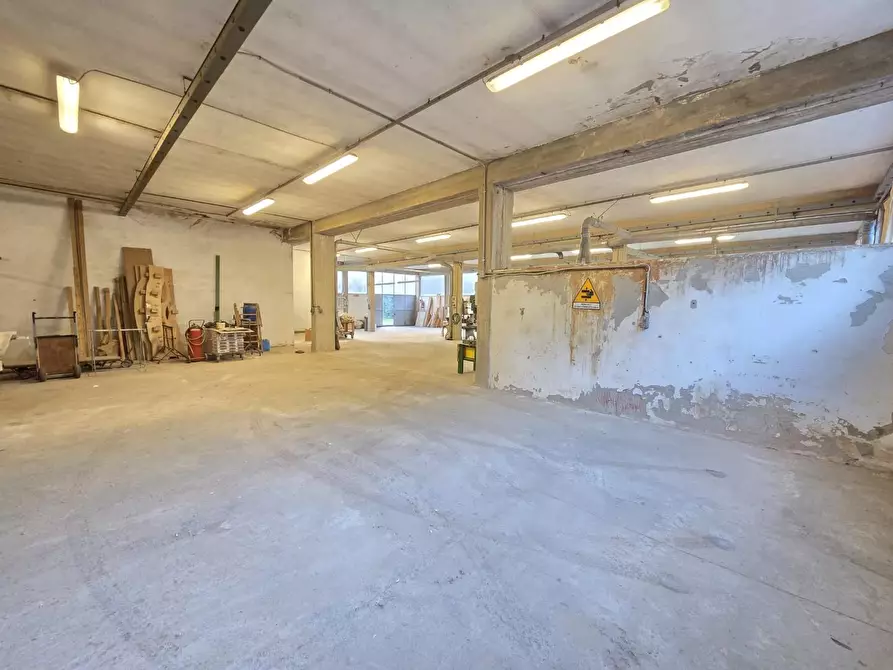 Immagine 12 di Attività artigianale in vendita  a Casciana Terme Lari