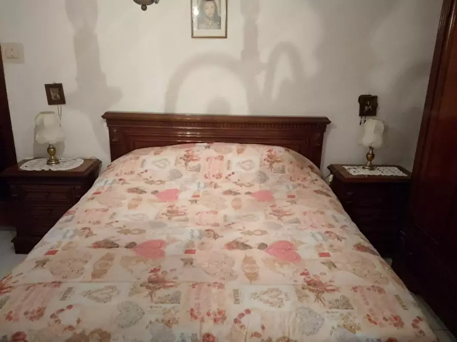 Immagine 3 di Appartamento in vendita  a Carrara