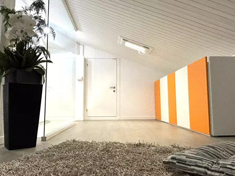 Immagine 31 di Mansarda in vendita  a Pontedera