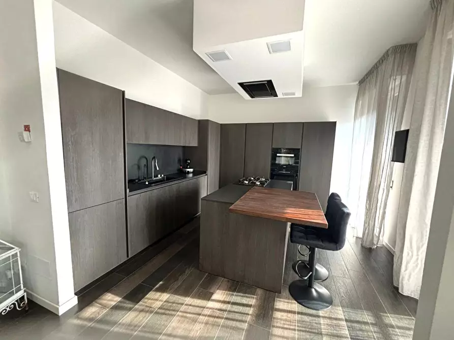 Immagine 7 di Mansarda in vendita  a Pontedera