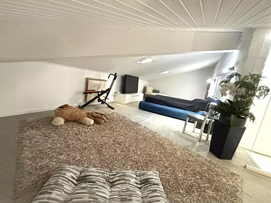 Immagine 30 di Mansarda in vendita  a Pontedera