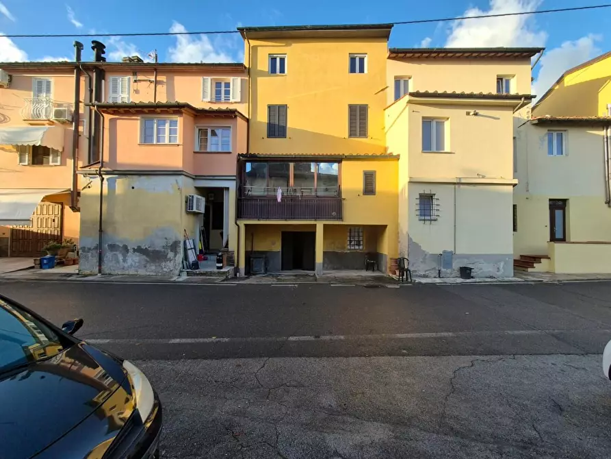 Immagine 25 di Terratetto in vendita  a Capannori