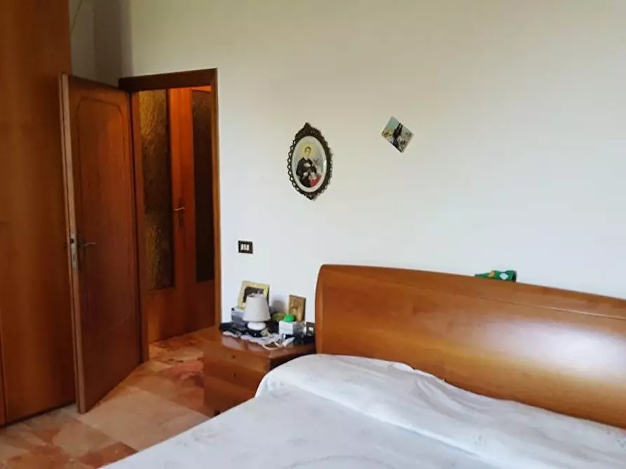 Immagine 15 di Appartamento in vendita  a Santa Maria A Monte