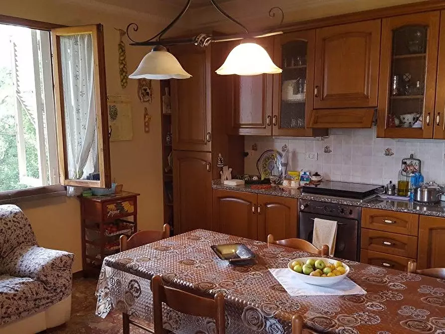 Immagine 8 di Appartamento in vendita  a Santa Maria A Monte