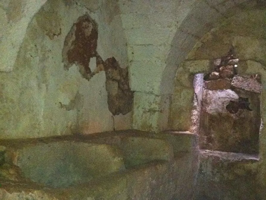 Immagine 19 di Casa colonica in vendita  a Miggiano