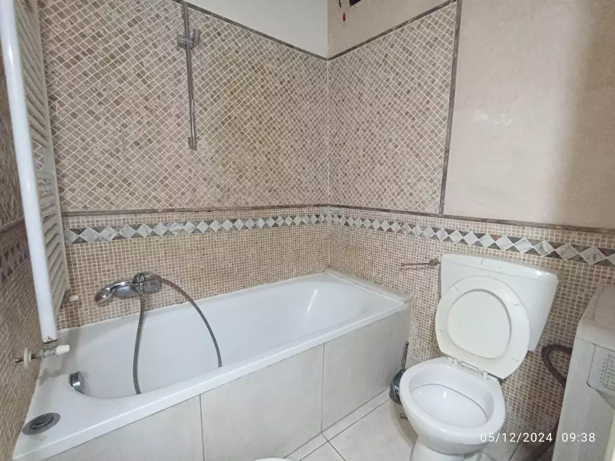 Immagine 18 di Appartamento in vendita  a Camaiore