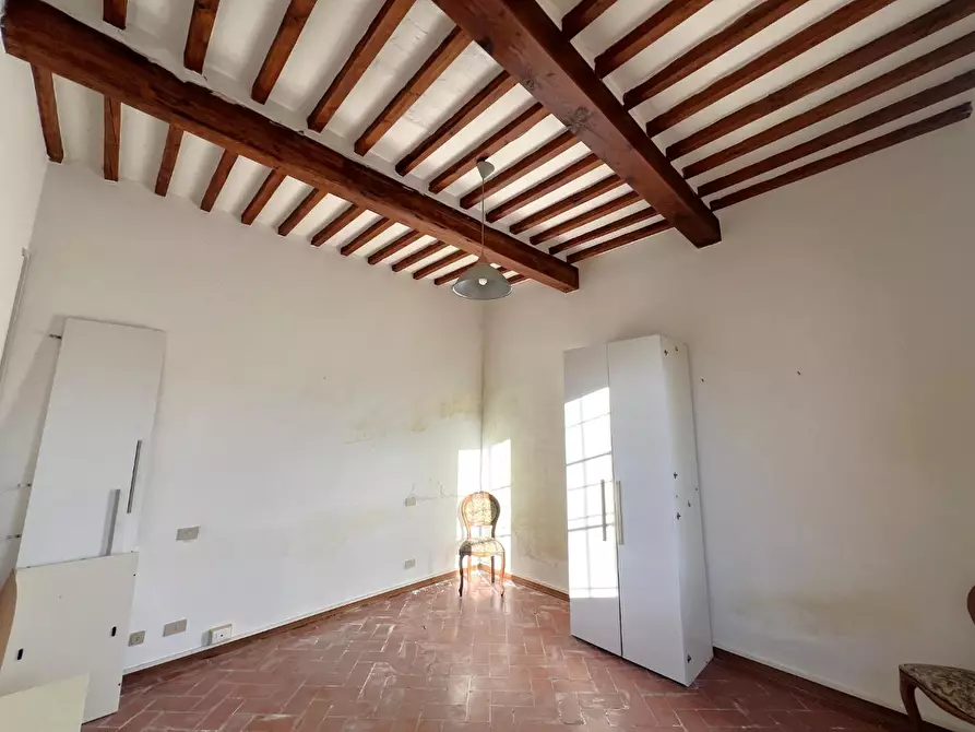 Immagine 5 di Villa in vendita  a Cascina