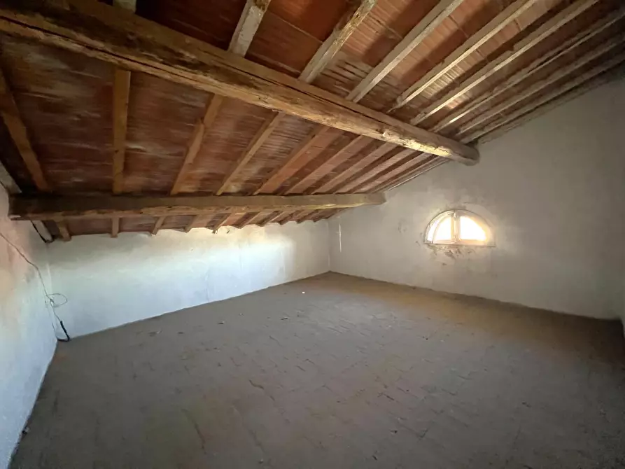 Immagine 22 di Villa in vendita  a Cascina