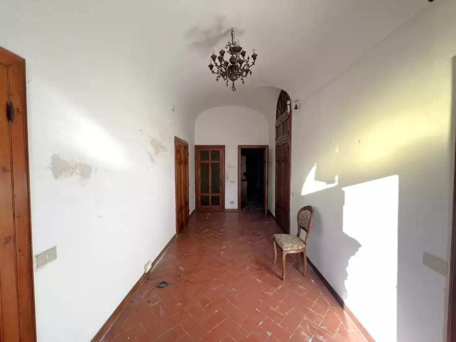 Immagine 3 di Villa in vendita  a Cascina