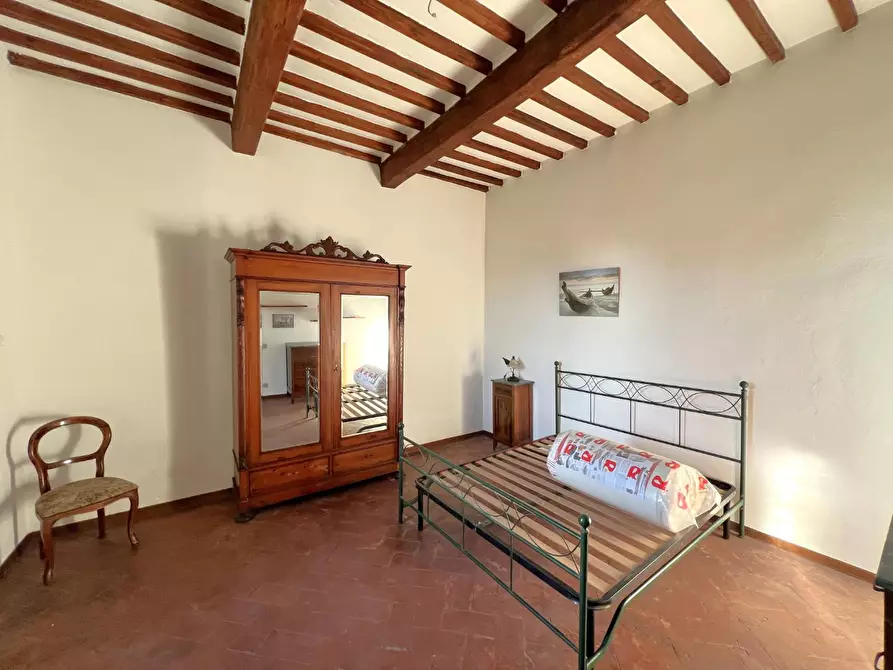 Immagine 16 di Villa in vendita  a Cascina