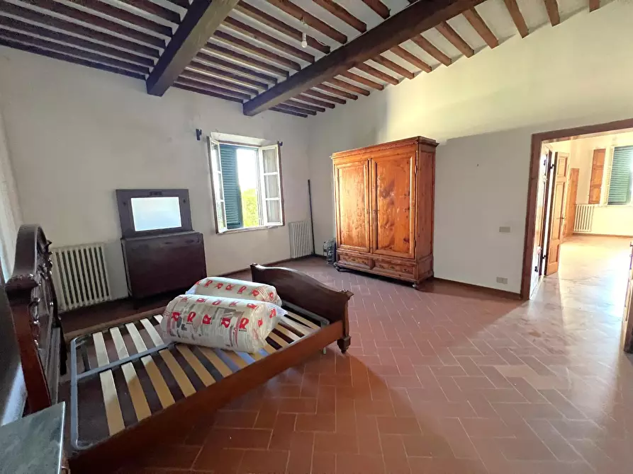 Immagine 14 di Villa in vendita  a Cascina