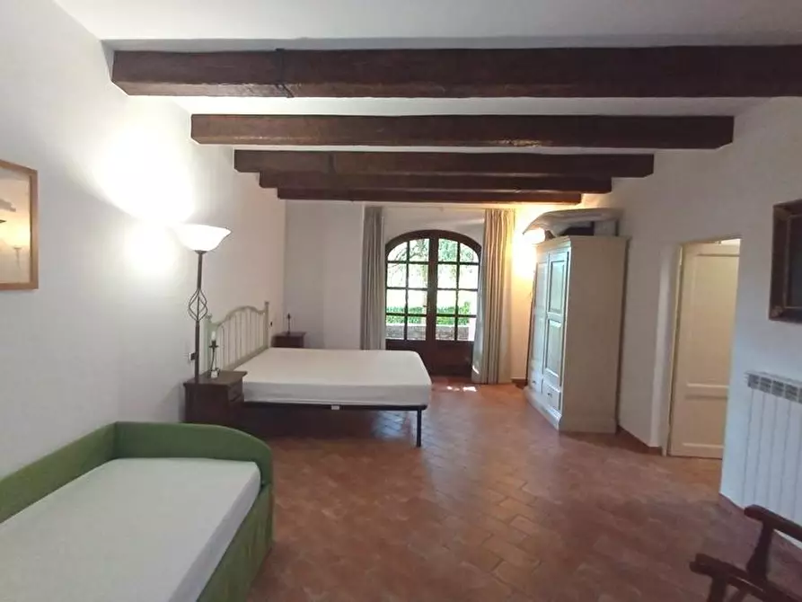 Immagine 18 di Casa colonica in vendita  a Gambassi Terme