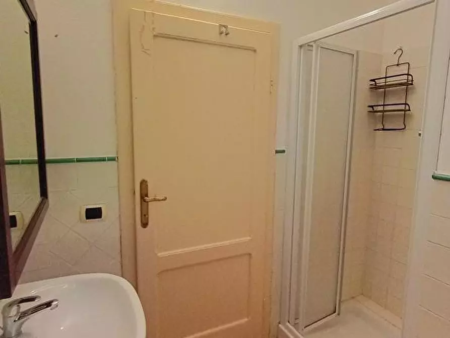 Immagine 25 di Casa colonica in vendita  a Gambassi Terme