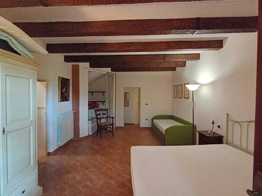 Immagine 20 di Casa colonica in vendita  a Gambassi Terme