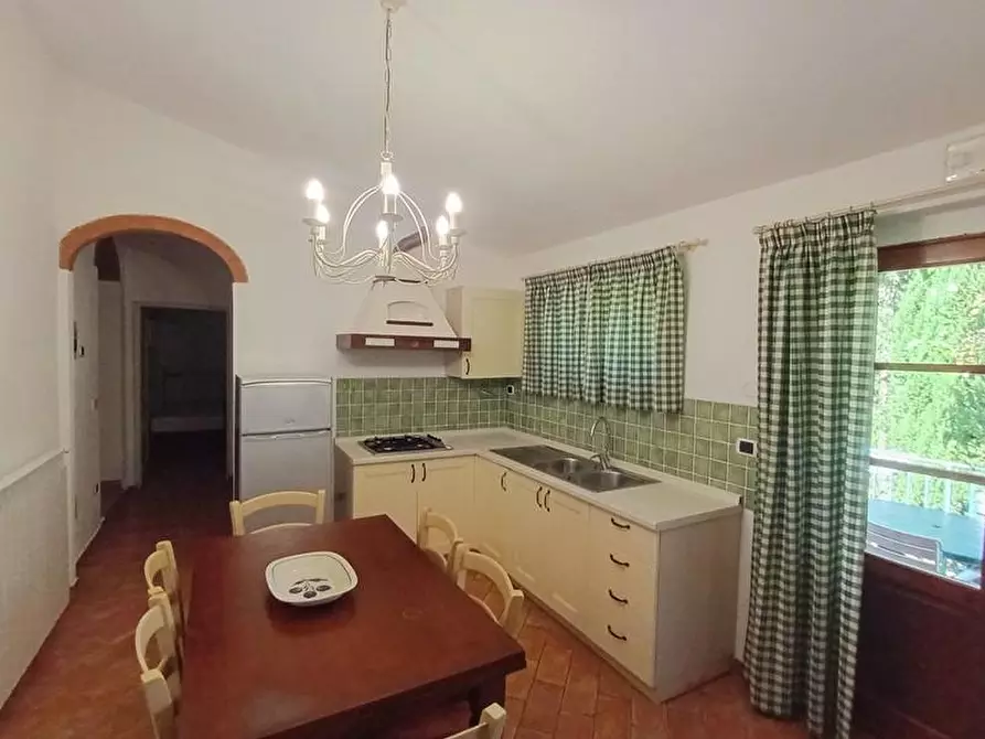 Immagine 31 di Casa colonica in vendita  a Gambassi Terme