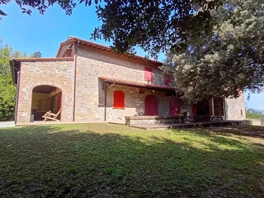 Immagine 3 di Casa colonica in vendita  a Gambassi Terme