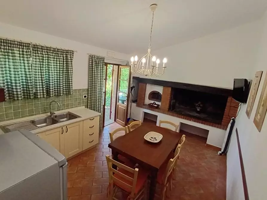 Immagine 11 di Casa colonica in vendita  a Gambassi Terme