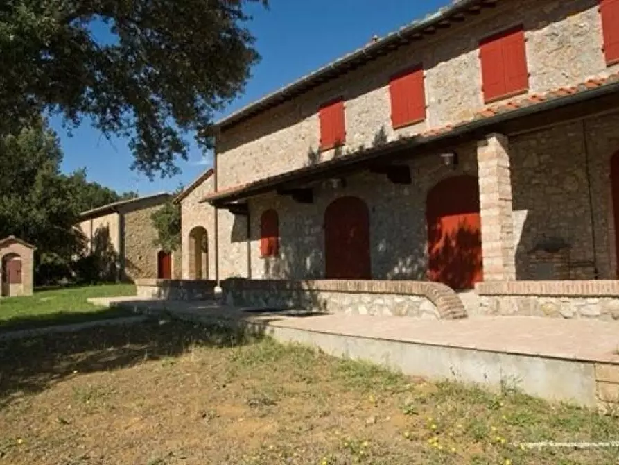 Immagine 34 di Casa colonica in vendita  a Gambassi Terme