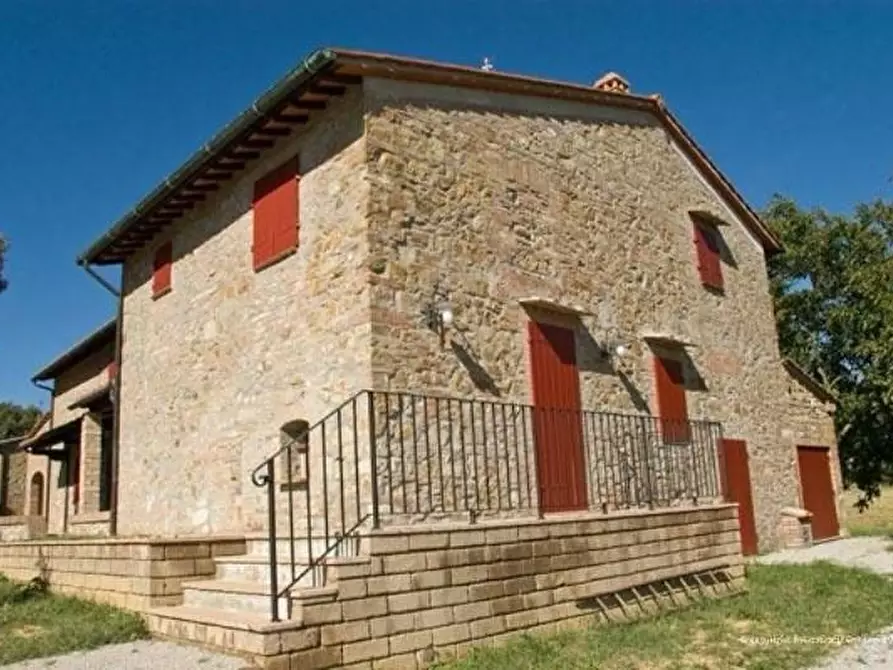 Immagine 36 di Casa colonica in vendita  a Gambassi Terme