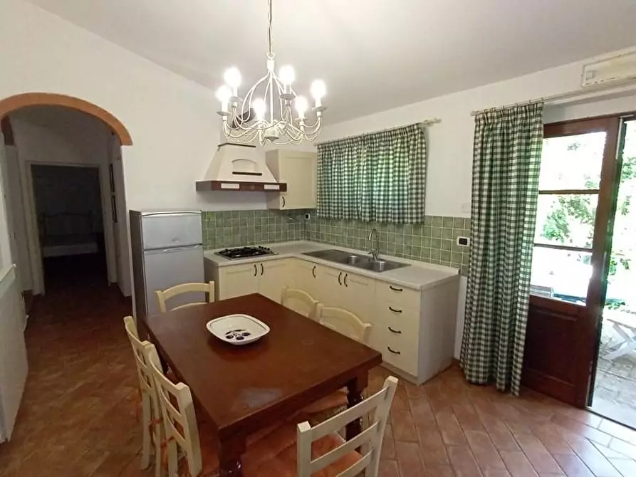 Immagine 9 di Casa colonica in vendita  a Gambassi Terme