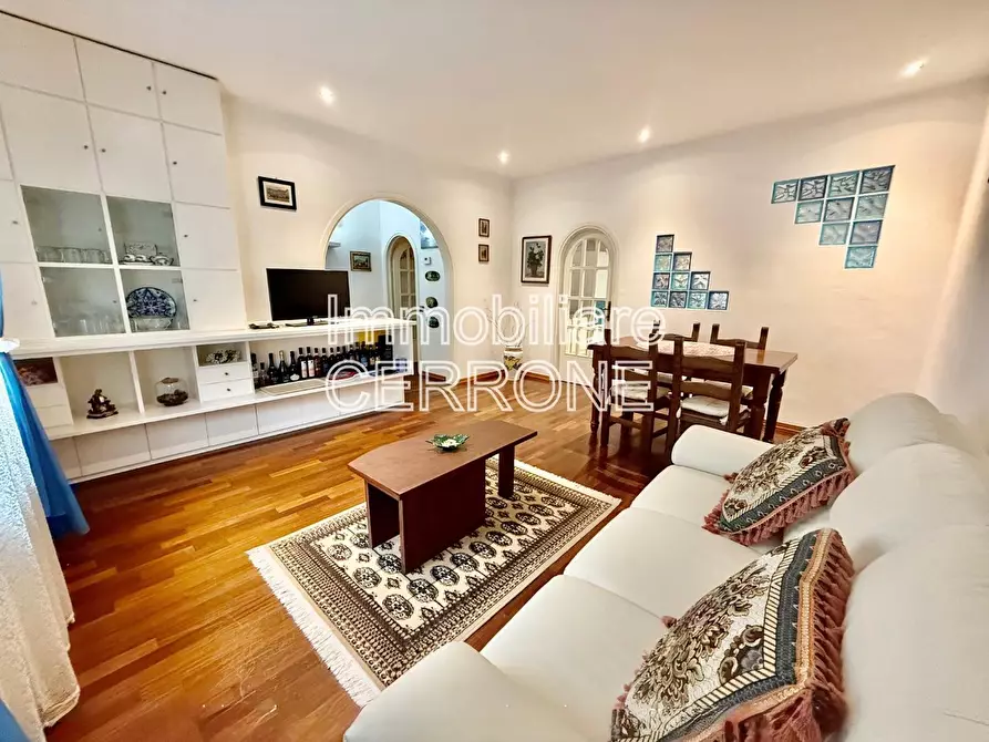 Immagine 1 di Appartamento in vendita  a Cecina