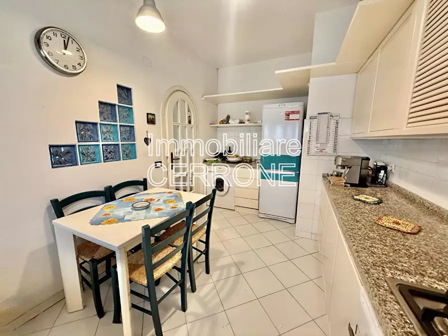 Immagine 11 di Appartamento in vendita  a Cecina