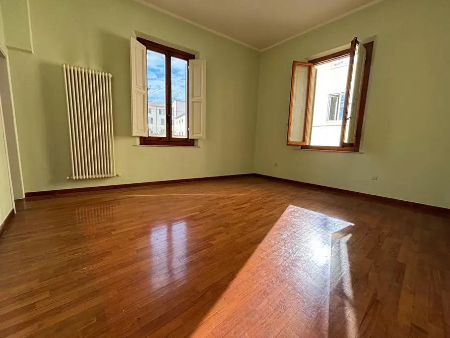 Immagine 10 di Villa in vendita  a Empoli