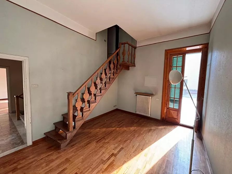 Immagine 21 di Villa in vendita  a Empoli