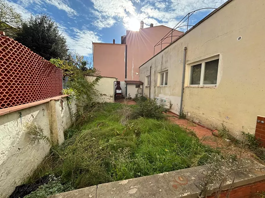 Immagine 7 di Villa in vendita  a Empoli