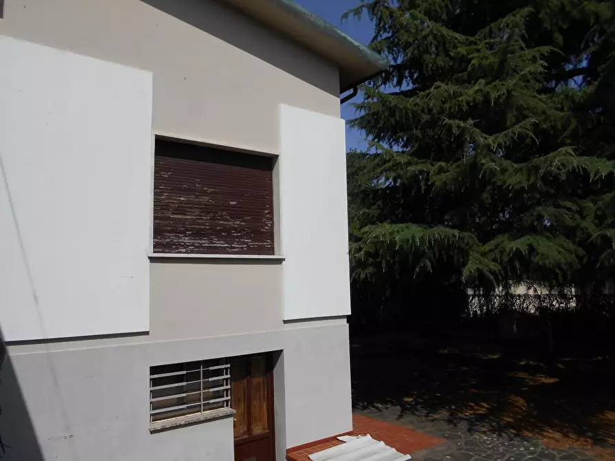 Immagine 13 di Villa in vendita  a Castelfranco Di Sotto