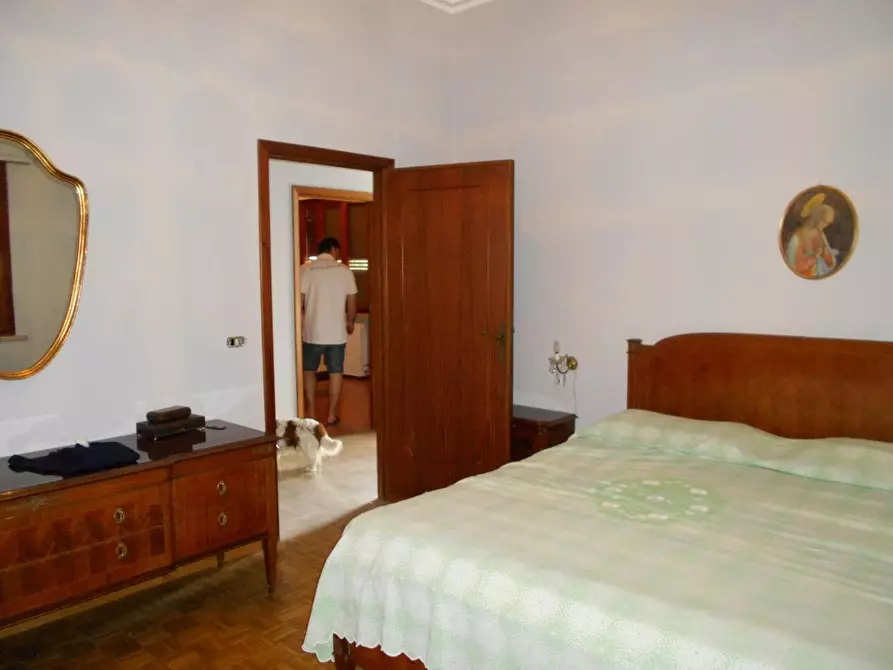 Immagine 21 di Villa in vendita  a Castelfranco Di Sotto