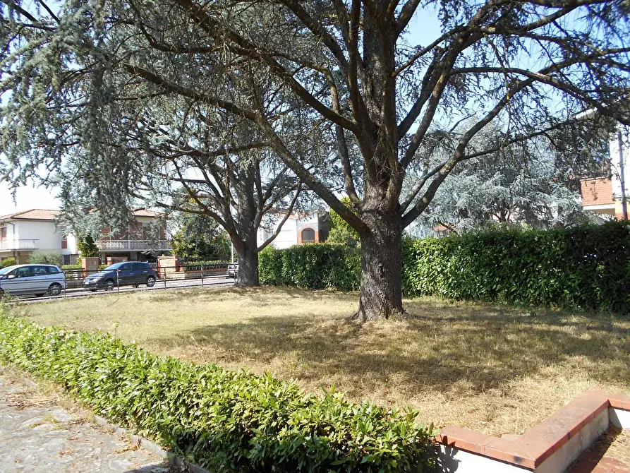 Immagine 38 di Villa in vendita  a Castelfranco Di Sotto