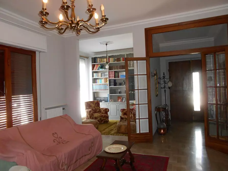 Immagine 7 di Villa in vendita  a Castelfranco Di Sotto