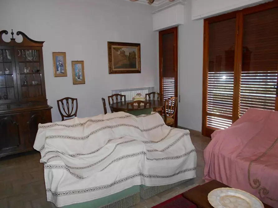 Immagine 28 di Villa in vendita  a Castelfranco Di Sotto