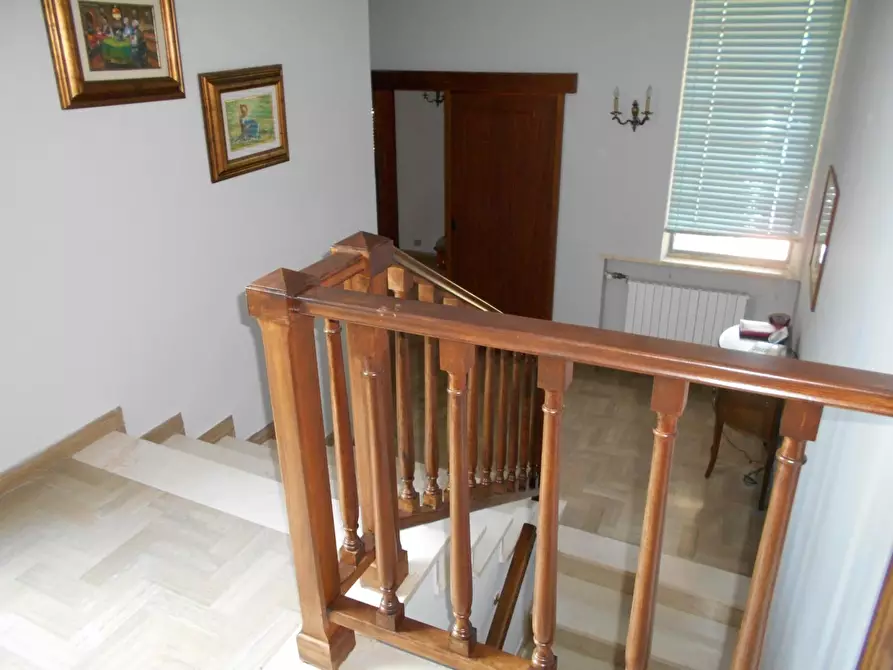 Immagine 25 di Villa in vendita  a Castelfranco Di Sotto