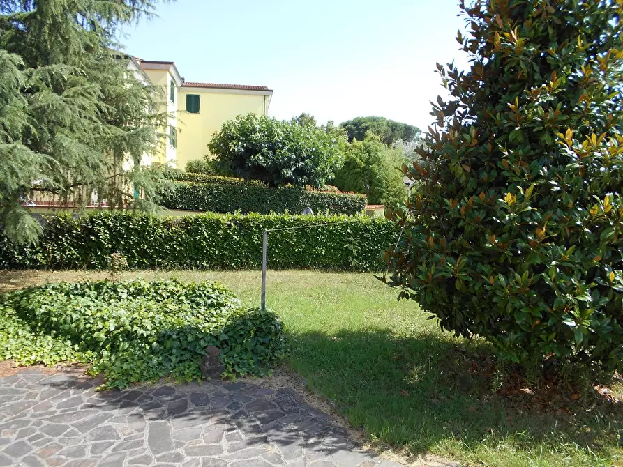 Immagine 12 di Villa in vendita  a Castelfranco Di Sotto