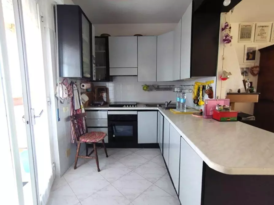 Immagine 4 di Porzione di casa in vendita  a Fosdinovo