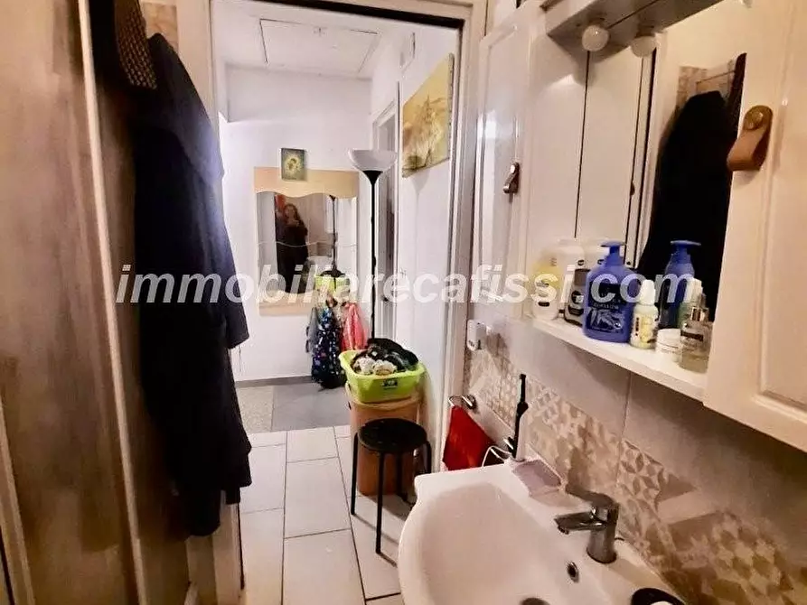 Immagine 14 di Appartamento in vendita  a Prato