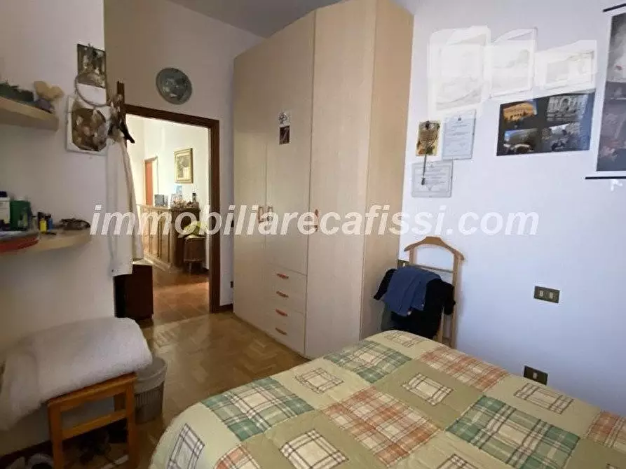 Immagine 18 di Casa bifamiliare in vendita  a Carmignano