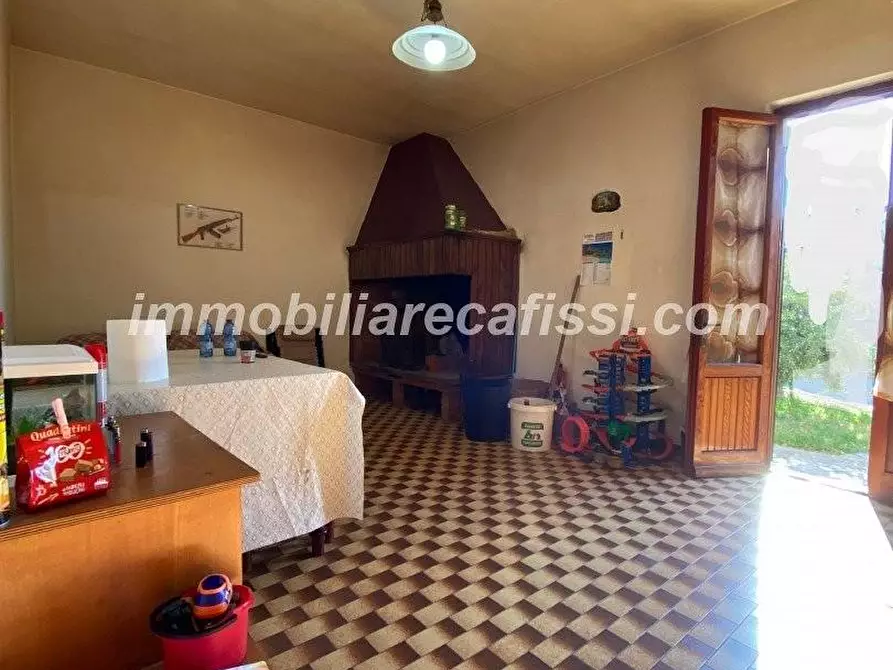 Immagine 27 di Casa bifamiliare in vendita  a Carmignano