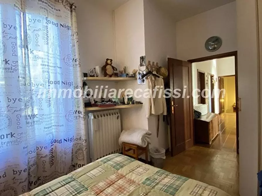 Immagine 17 di Casa bifamiliare in vendita  a Carmignano