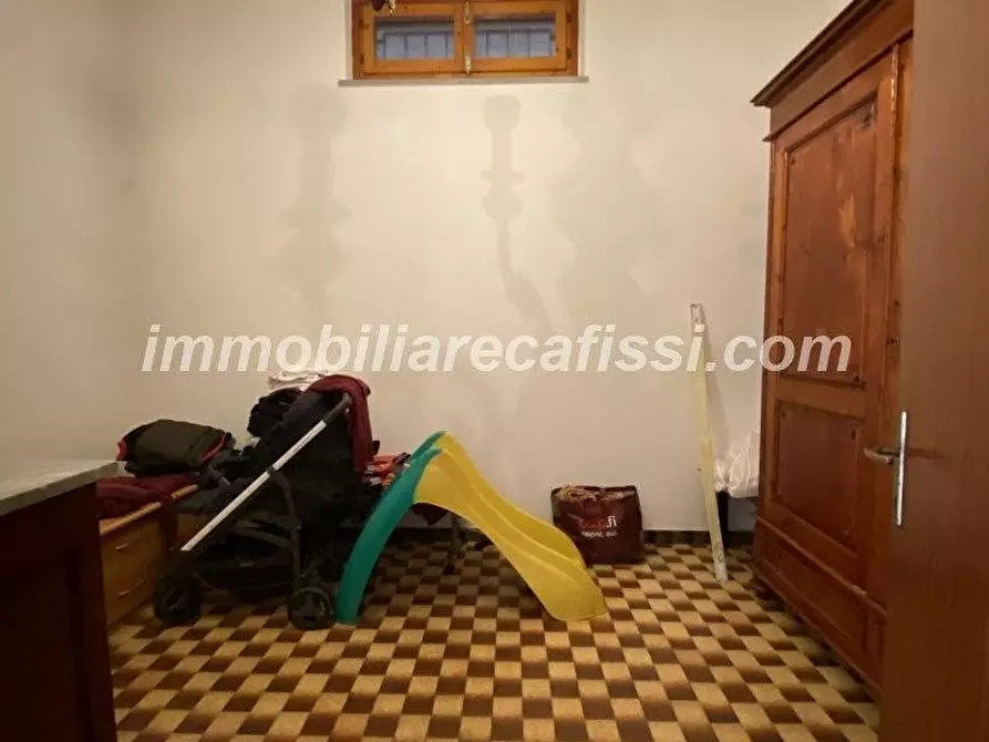 Immagine 29 di Casa bifamiliare in vendita  a Carmignano
