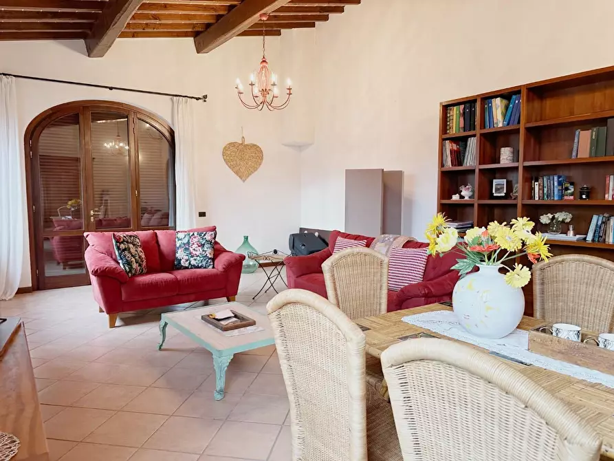 Immagine 7 di Villa in vendita  a Buggiano